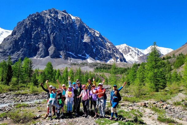 Треккинг — путешествие «Золотые горы Алтая» (без рюкзаков и палаток)