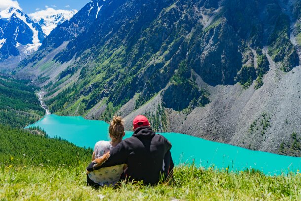 Треккинг к Шавлинским озерам c конным сопровождением