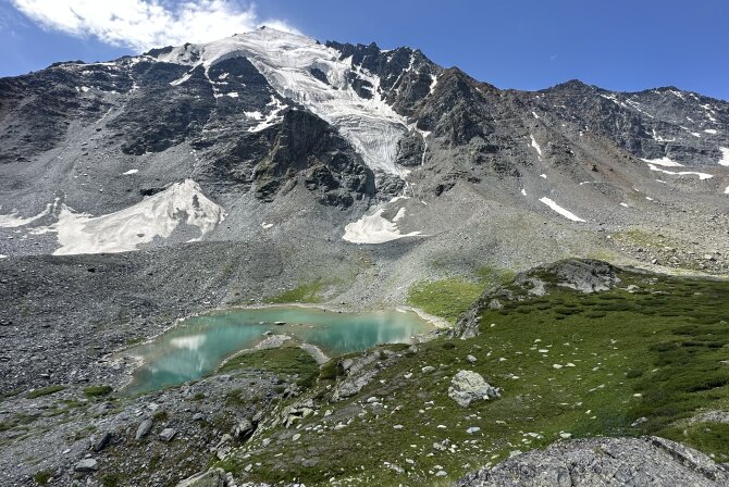 Прогуляться в облаках? Реально! В долине 7 озер у подножия Белухи