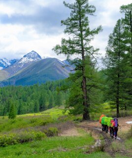 Треккинг в долину Маашей и озерам Каракабак